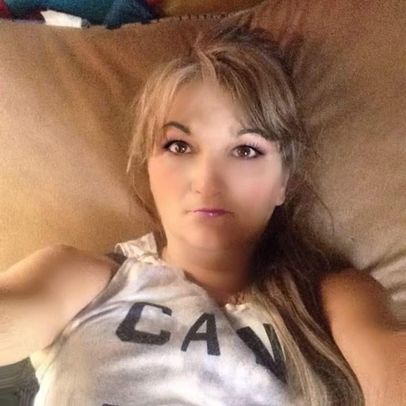 Meet your Posher, Bobbie - Picture 1 of 1